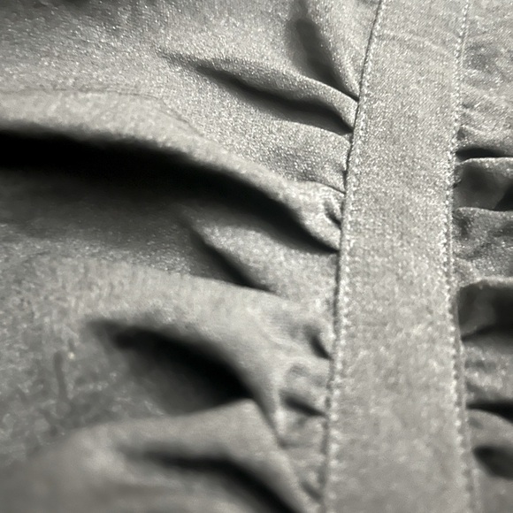 Patricia Luca NWOT Black AsymmetricalStyle Short Sleeve Top - Picture 2 of 4